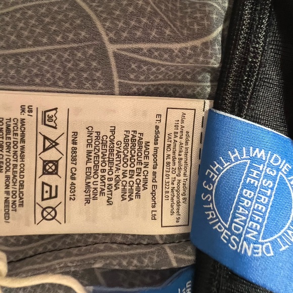 NWOT T Adidas Original Shell crepe jacket size small - Picture 14 of 16